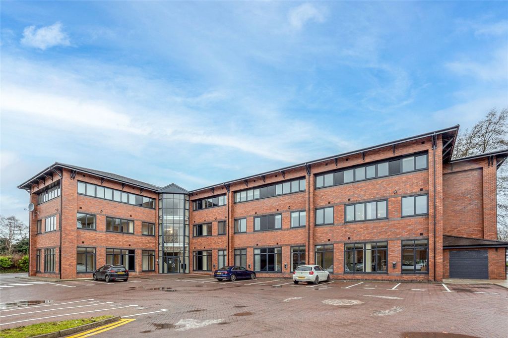 Property photo 2 of 7 Picture No. 10