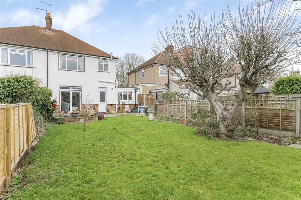 Property photo 3 of 17 Picture No. 18