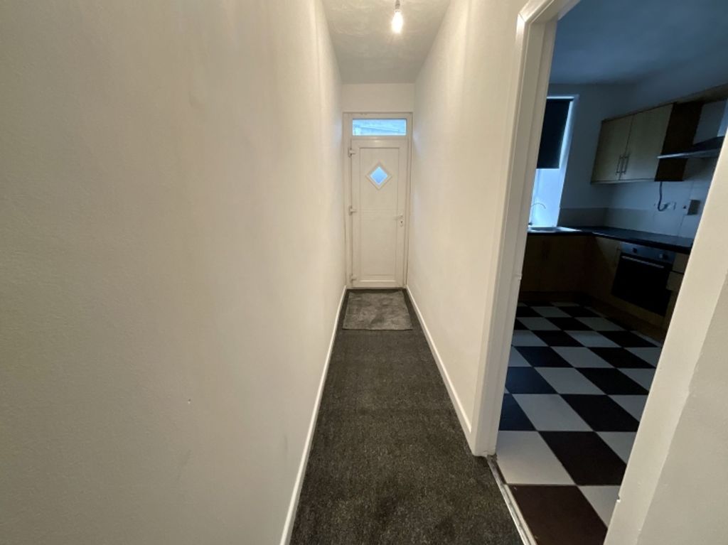 Property photo 3 of 8 1Ea2E07B-4D98-4Aa8-B63F-D1A34664B642