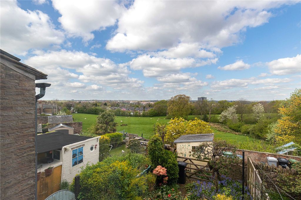 Property photo 2 of 11 Rear Views