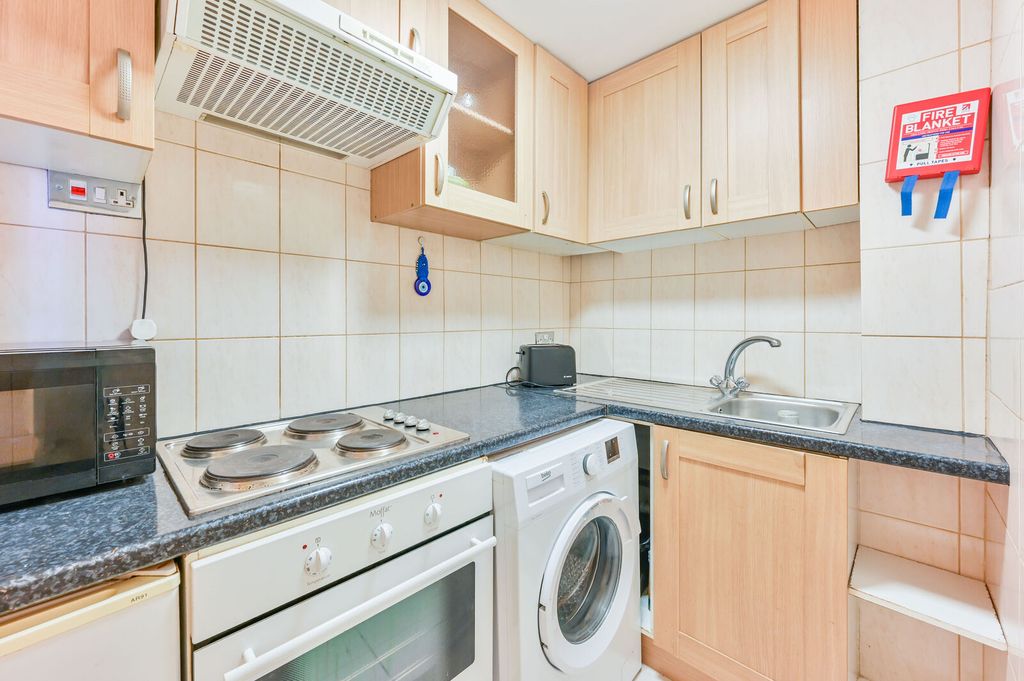 Property photo 3 of 7