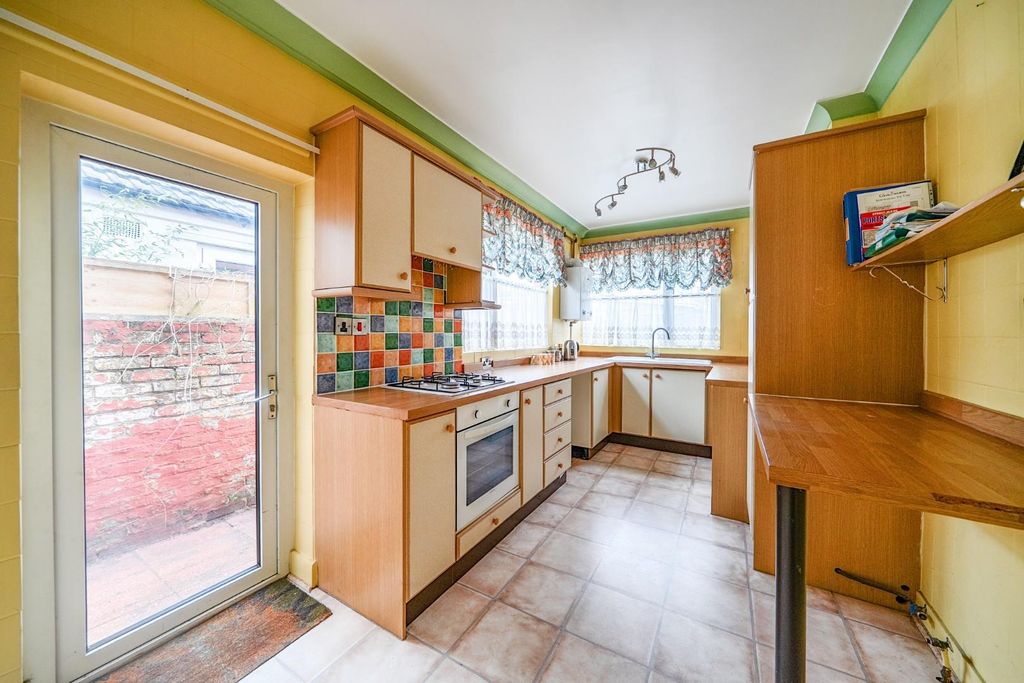 Property photo 1 of 16 1424954-15-69Aee6Fabbee8.Jpg