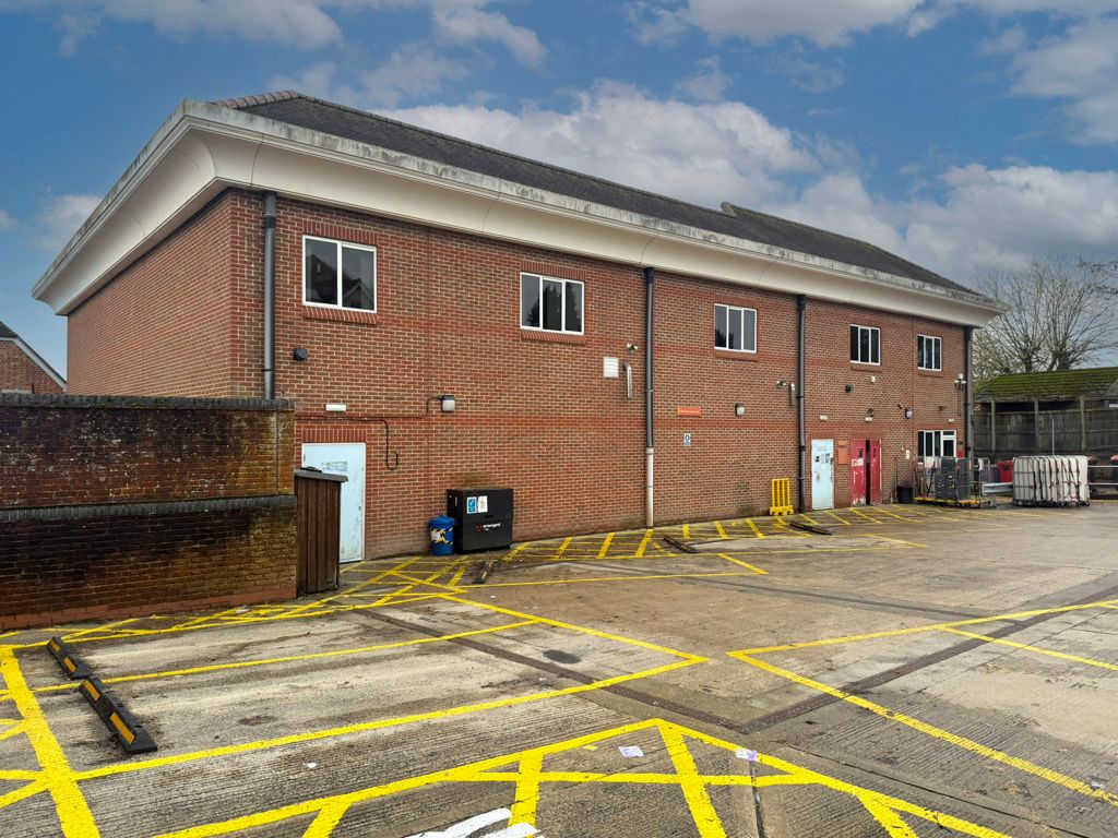 Property photo 1 of 8 Photo 1