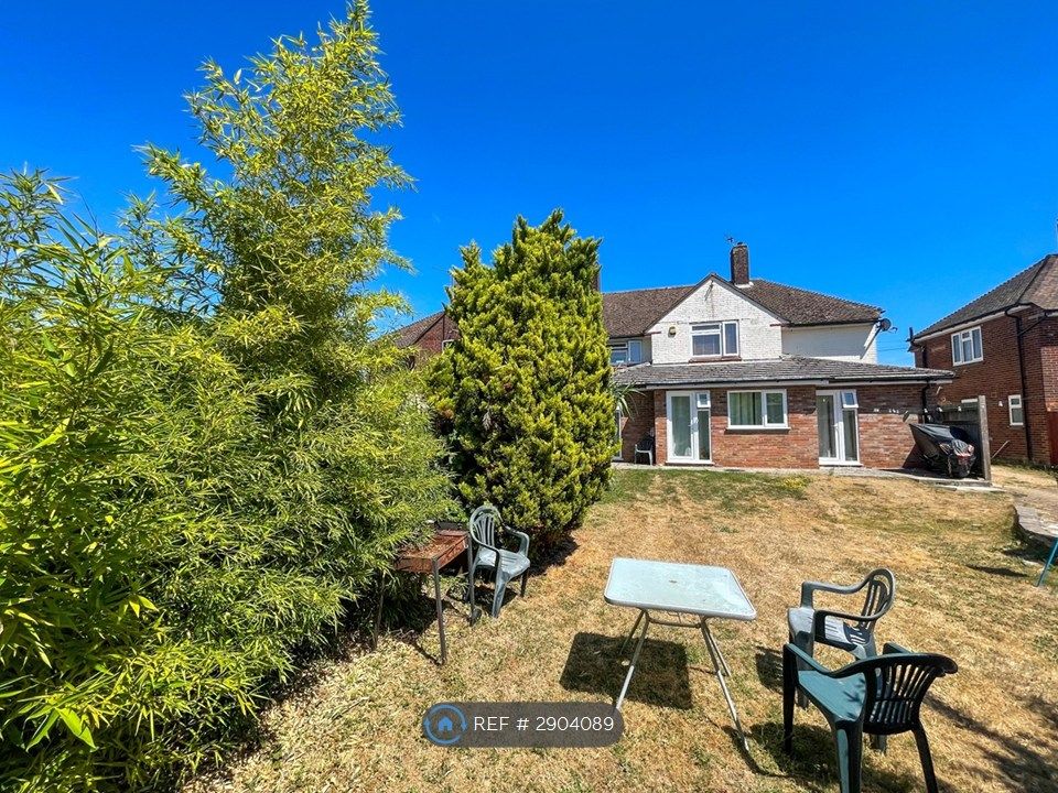 Property photo 2 of 10