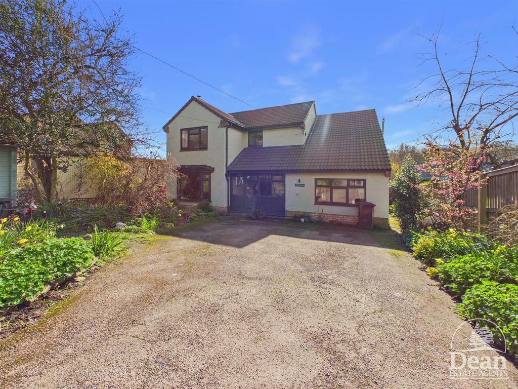 Property photo 1 of 32