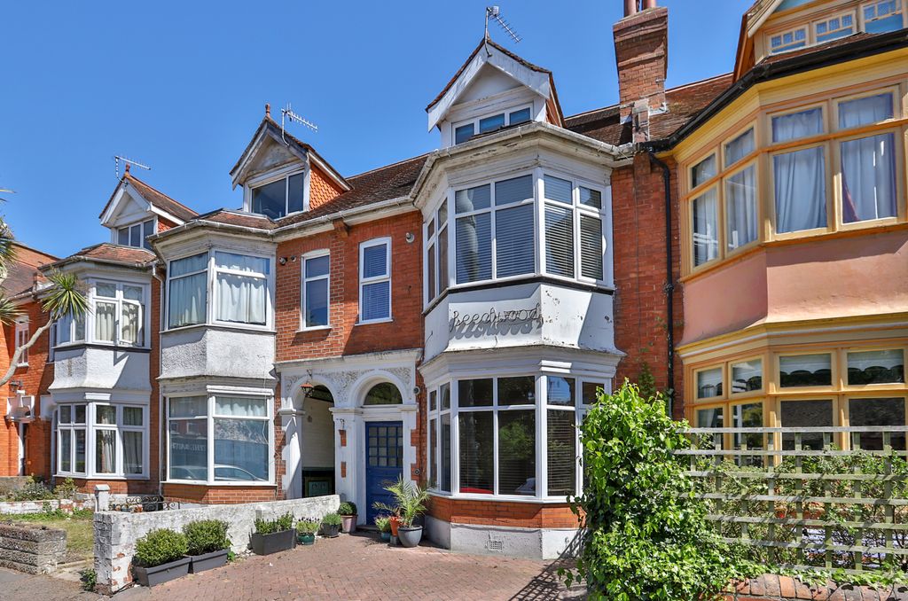 Property photo 1 of 17 Img_8327