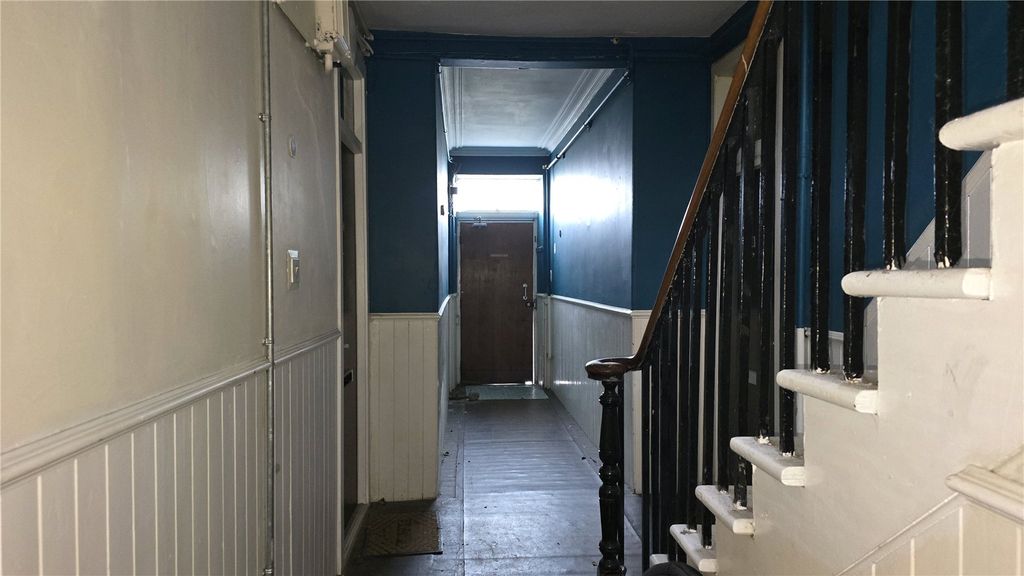 Property photo 2 of 8 Picture No. 04