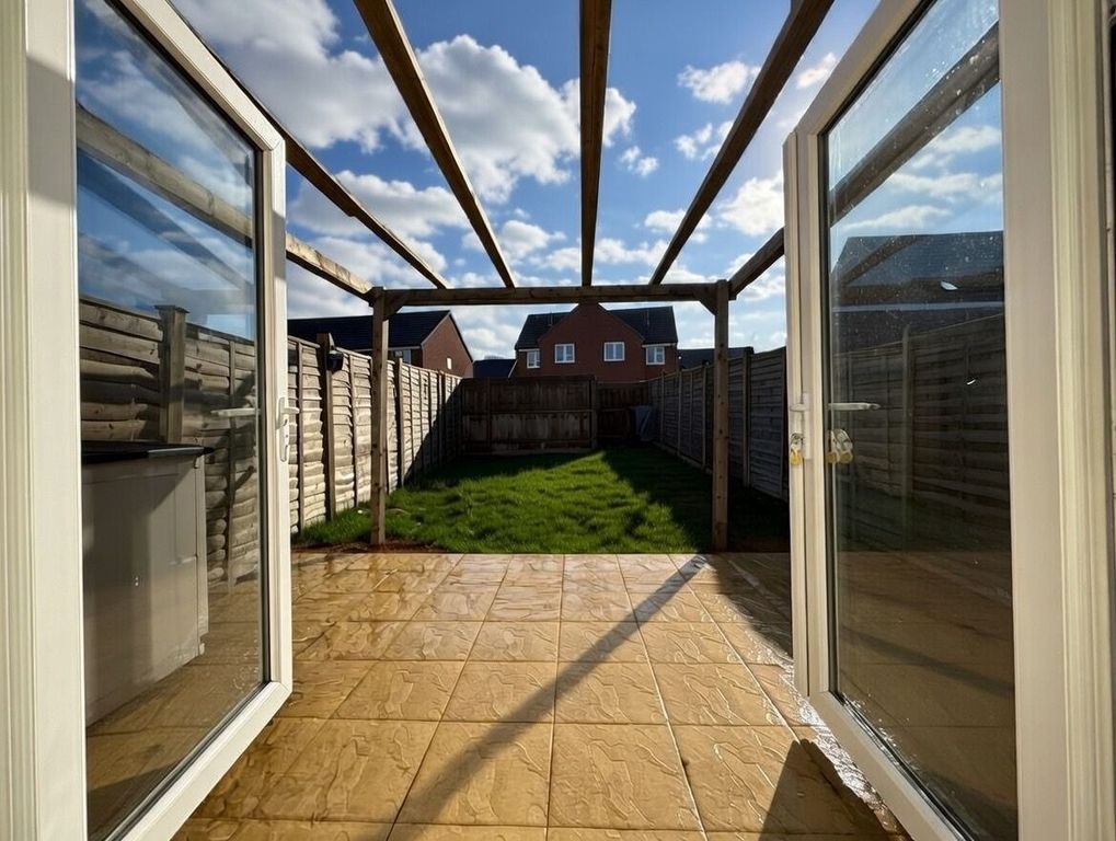 Property photo 3 of 10