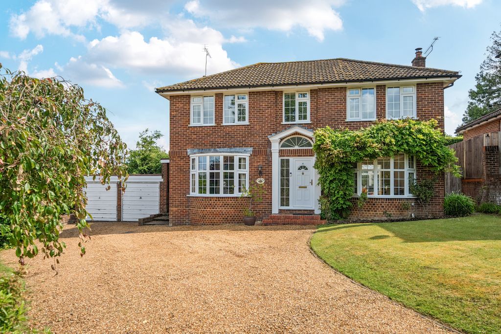Property photo 1 of 17