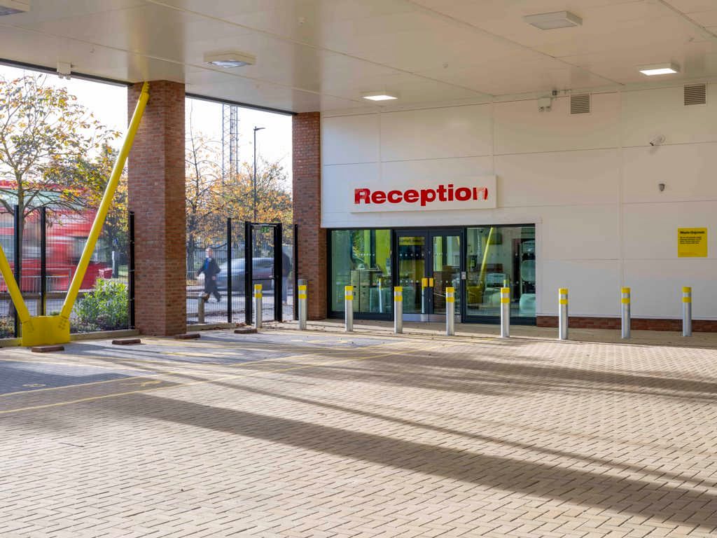 Property photo 3 of 8 Photo 27