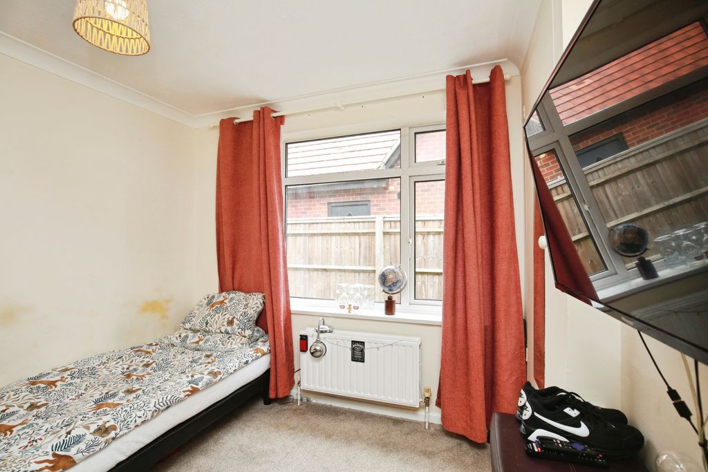 Property photo 3 of 15 Bedroom Three