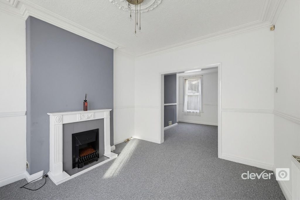Property photo 2 of 23 0026.Jpg