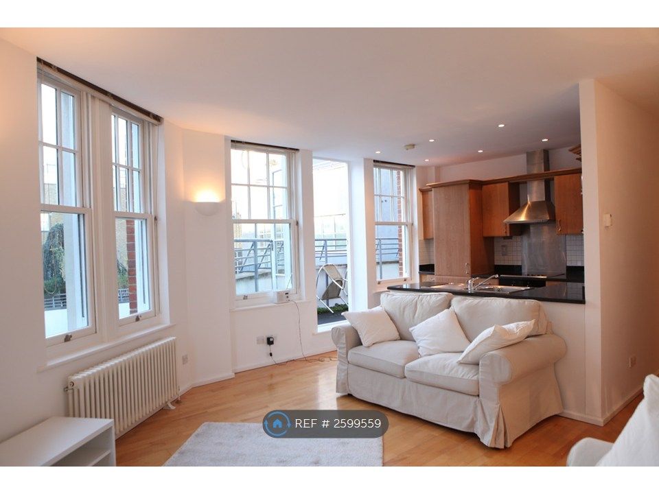 Property photo 1 of 10 Sittingroom Door To Terrace