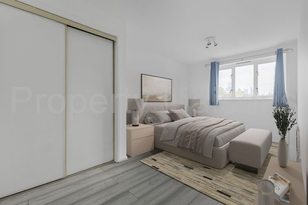 Property photo 3 of 12 Photo 2