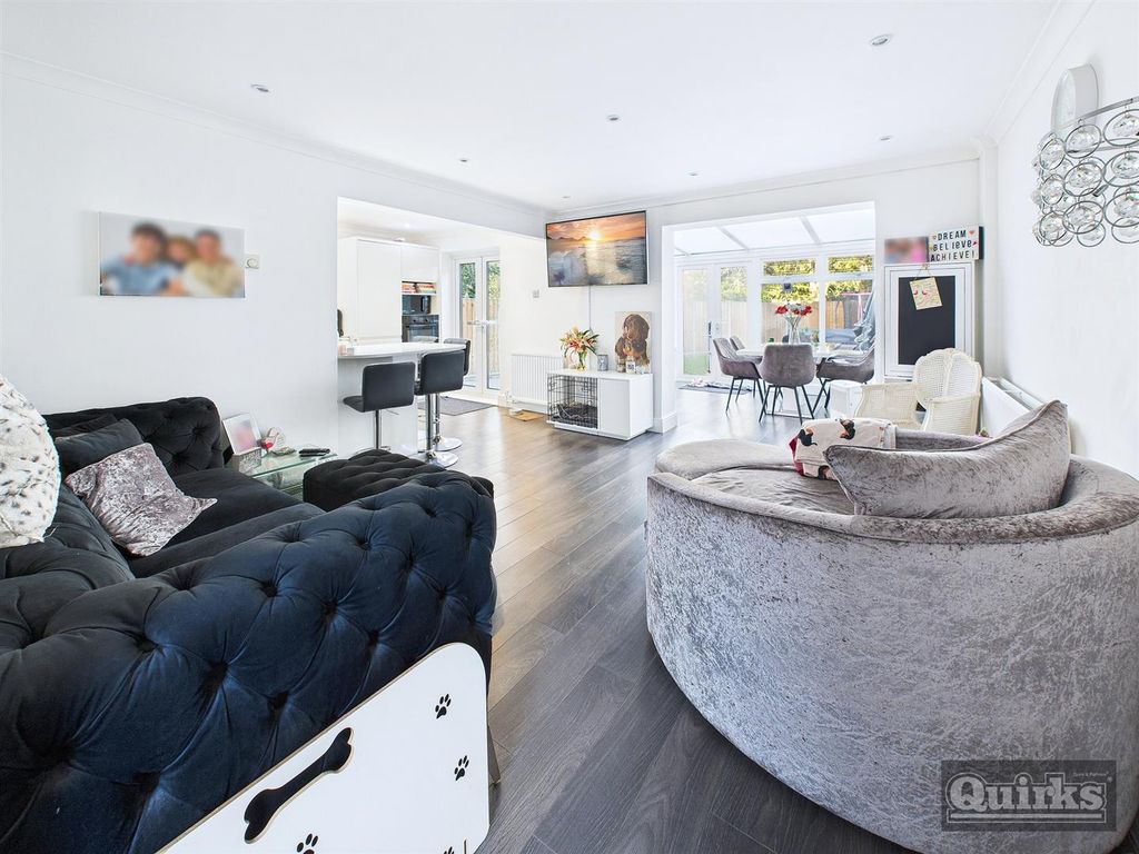 Property photo 1 of 14 Cam02342G0-Pr0146-Still001.Jpg