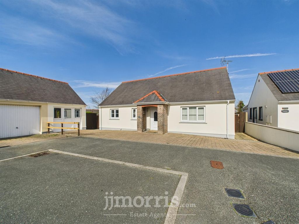 Property photo 1 of 38 Cam02122G0-Pr0272-Still002.Jpg