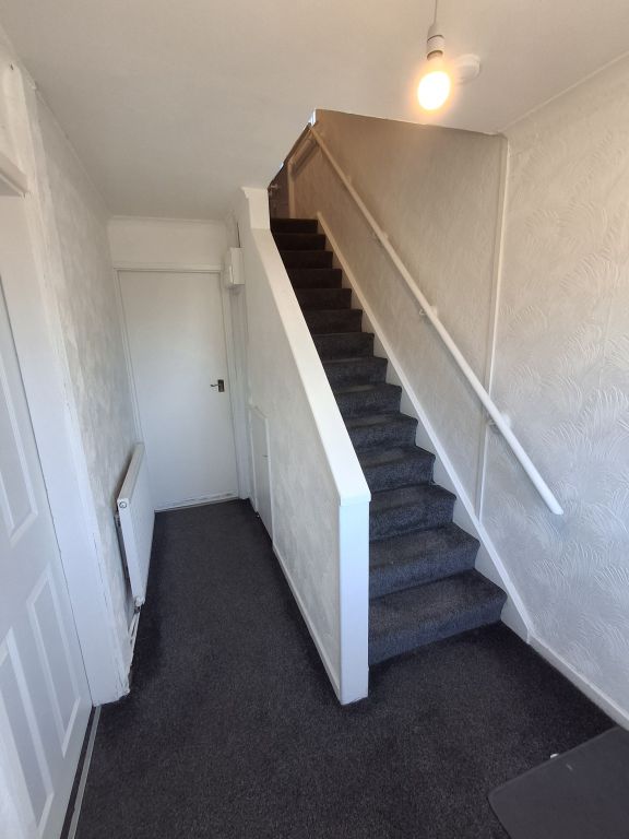 Property photo 2 of 39