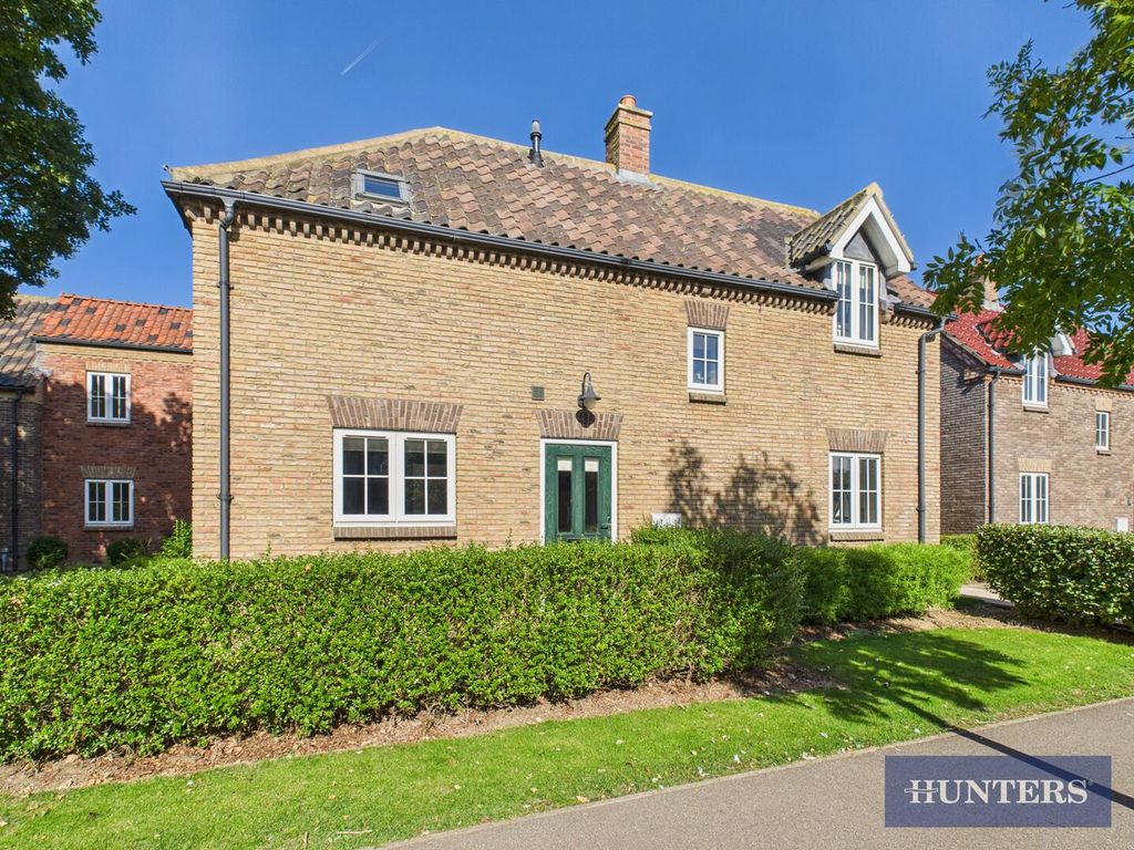 Property photo 1 of 15 Front