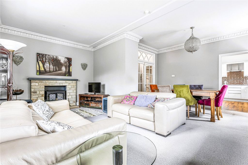 Additional image 5 of 3 bed flat for saleCompton Verney, Warwickshire CV35