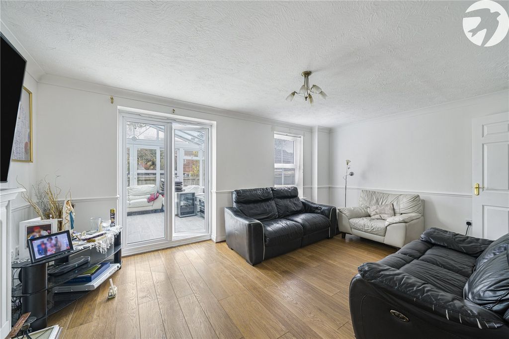 Property photo 2 of 29 Picture No. 07