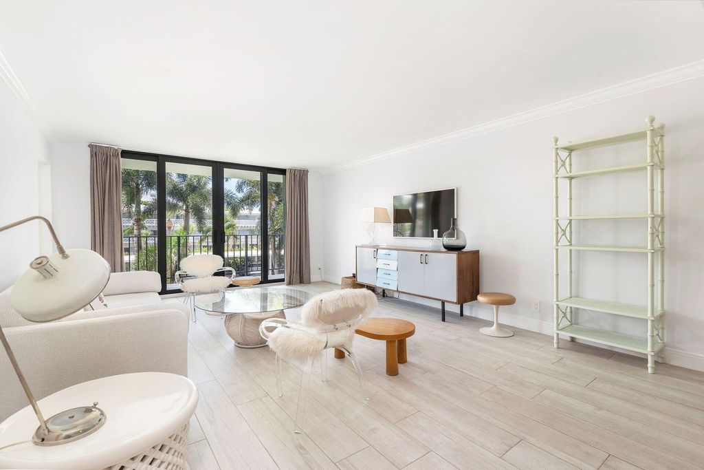 Property photo 3 of 9 <Alttext/>