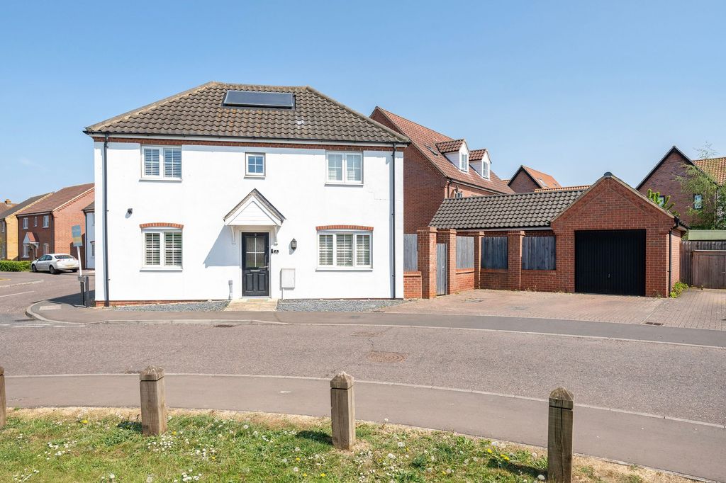 Property photo 1 of 29