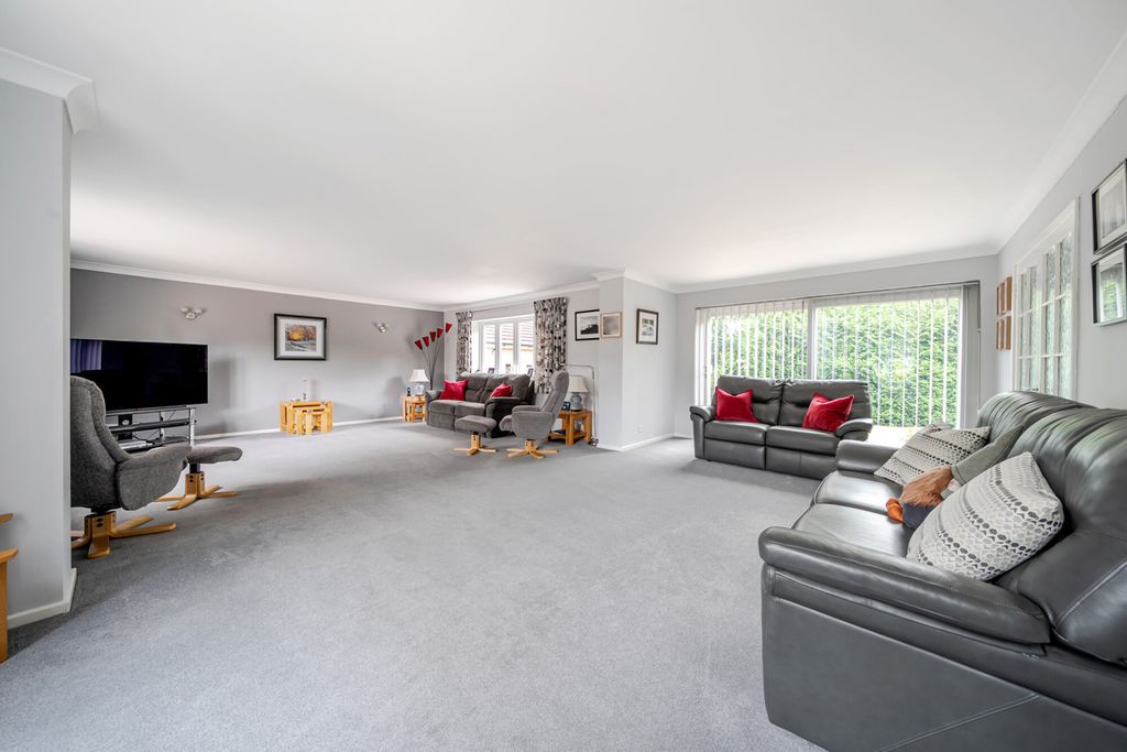 Property photo 2 of 23 1336635-11-68A30A...