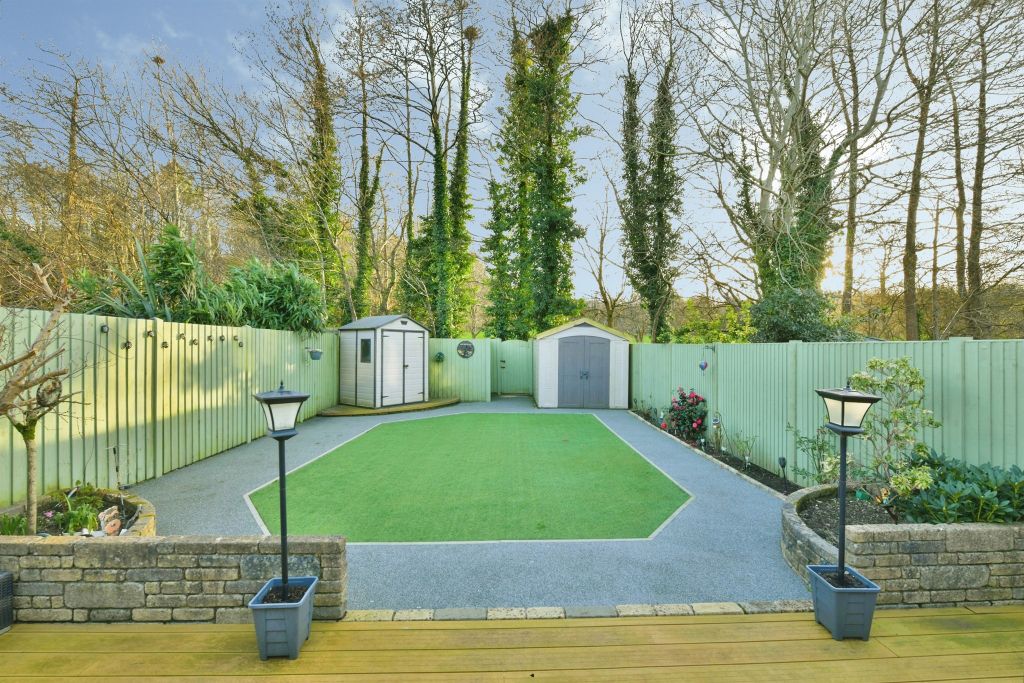 Property photo 3 of 25