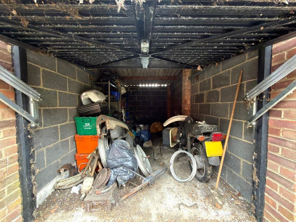 Property photo 2 of 2
