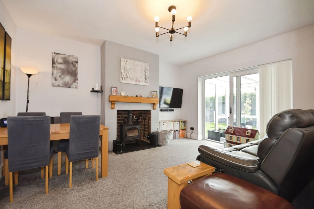 Property photo 3 of 23 Pbox-Img.Jpg