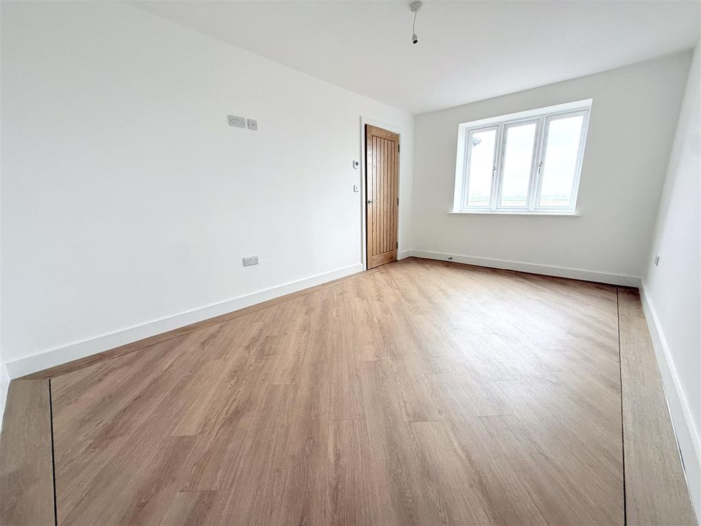 Property photo 3 of 22 Img_0673.Jpg