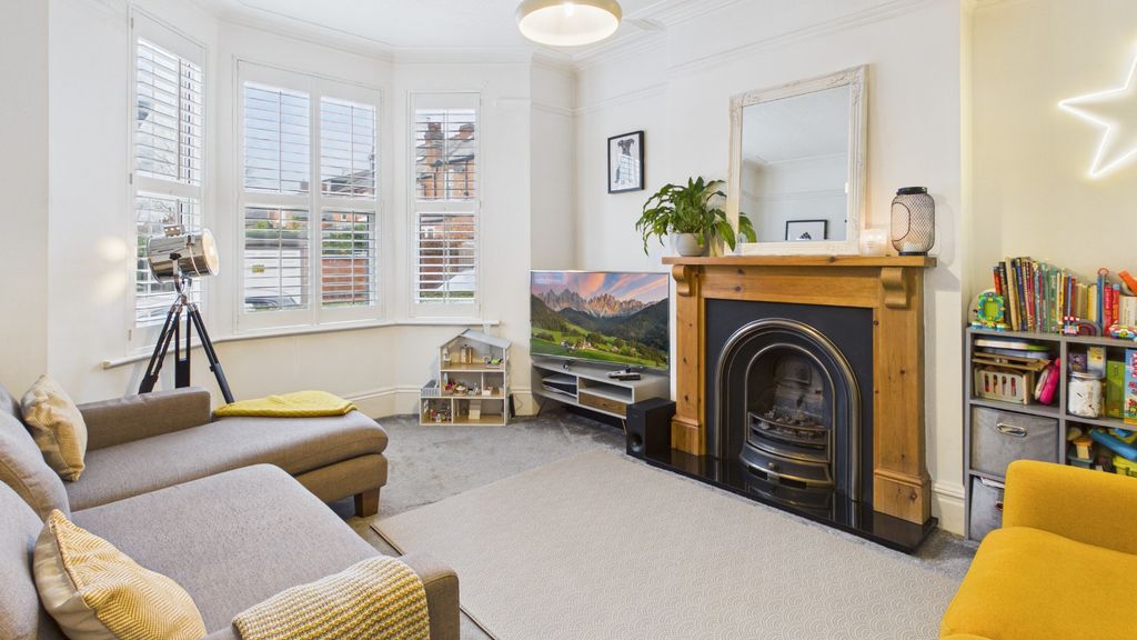 Property photo 3 of 31 45876613
