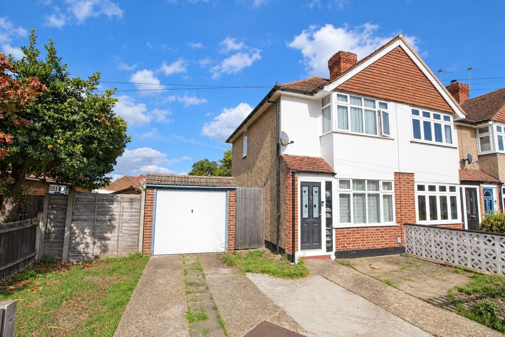 Property photo 1 of 12