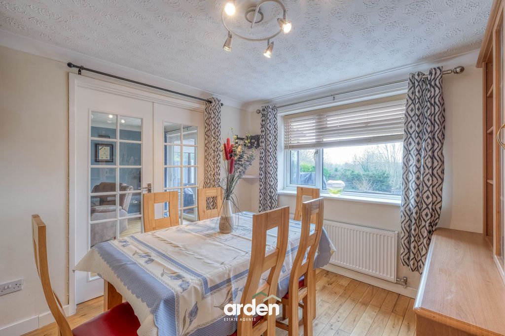 Property photo 3 of 15