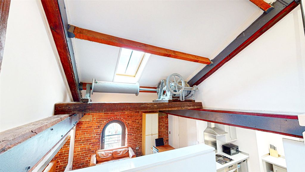 Property photo 3 of 13 Picture No. 21