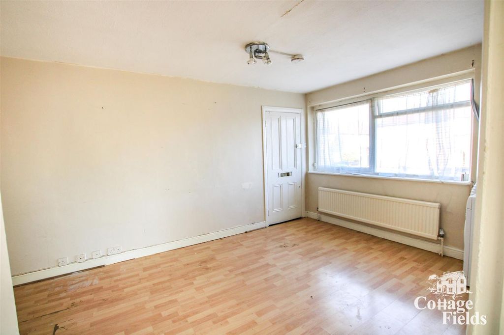 Property photo 3 of 4 Img_2701.Jpg