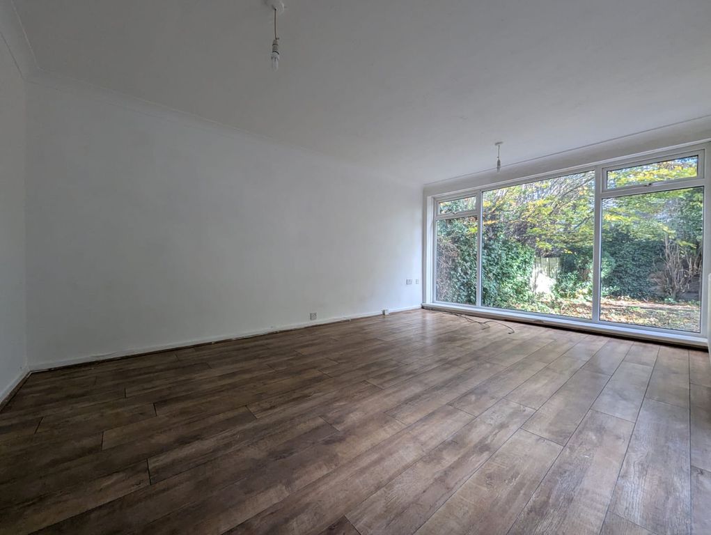 Property photo 2 of 8 Living Room