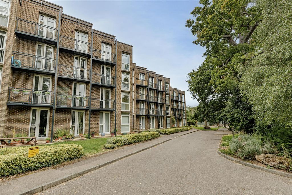 Property photo 3 of 20 L J Imaging-29.Jpg
