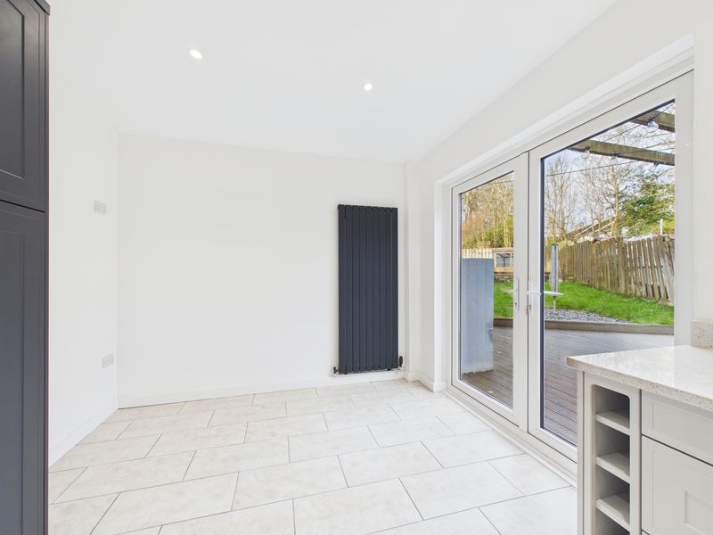 Property photo 3 of 15 Dining Area