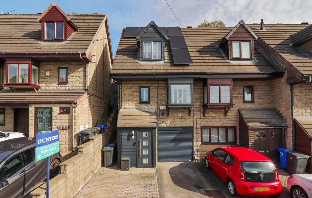 Property photo 2 of 32 Front