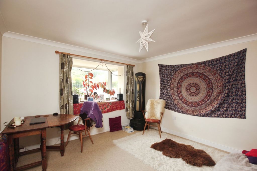 Property photo 3 of 11 Photo