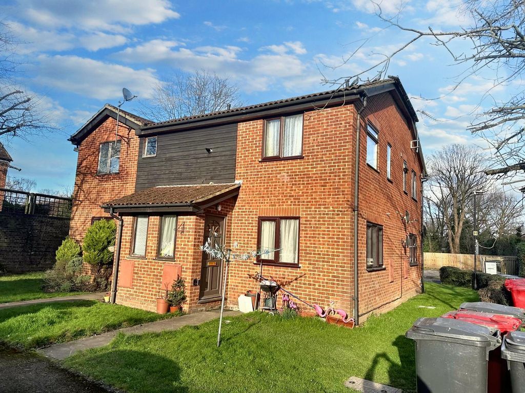 Property photo 1 of 1