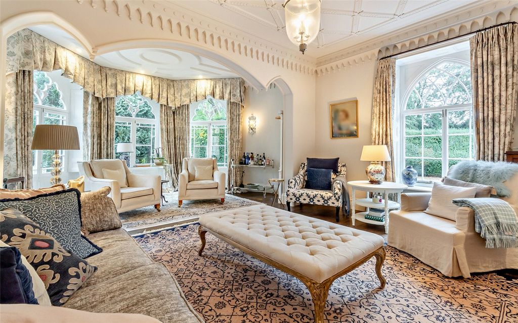 Property photo 3 of 30 Drawing Room