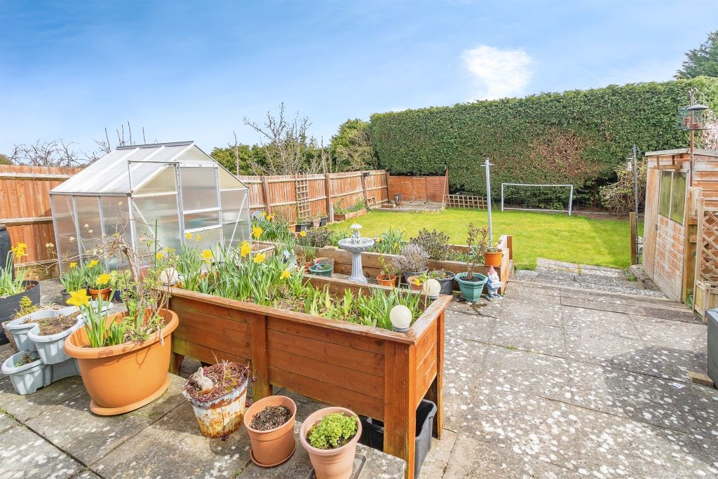Property photo 2 of 17