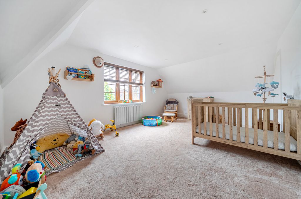 Additional image 12 of 4 bed detached house for saleThe Avenue, Fareham, Hampshire PO14