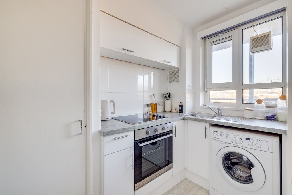 Property photo 2 of 4