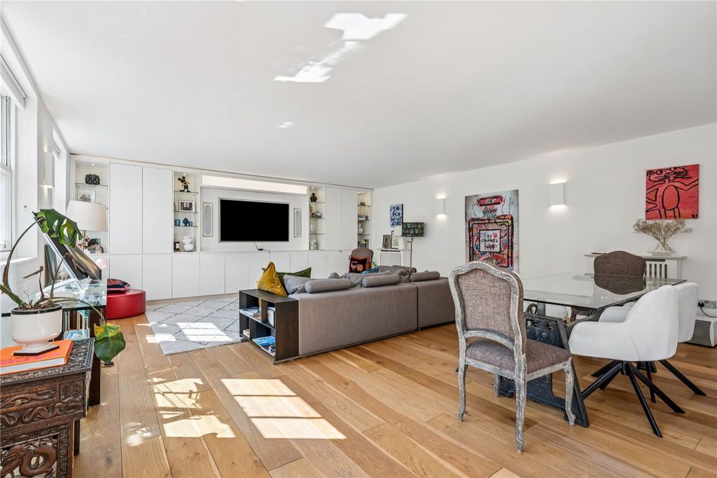 Property photo 2 of 17 Picture No. 70