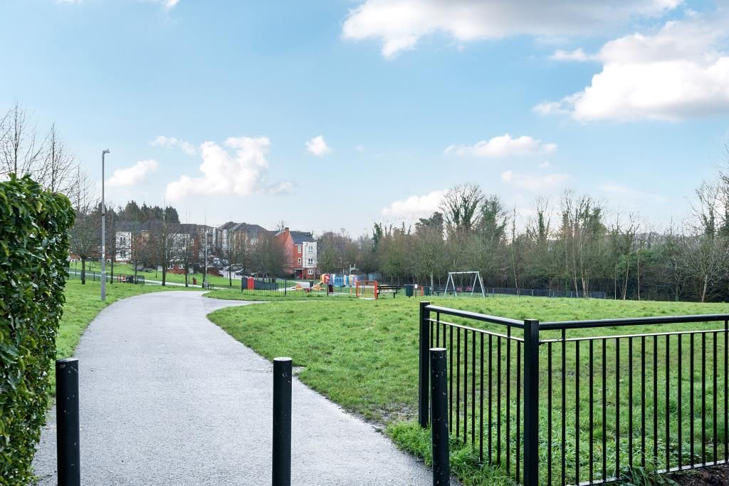 Property photo 3 of 20 External