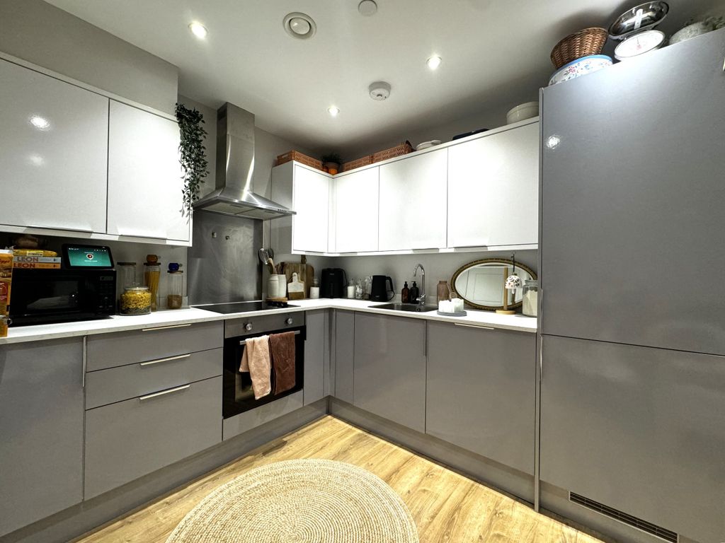 Property photo 2 of 6