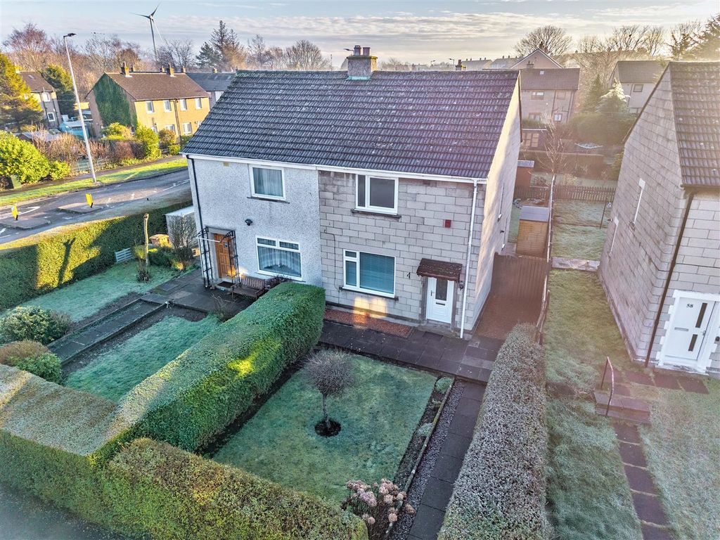 Property photo 2 of 15 56 Ballantrae Gardens Dundee-1.Jpg